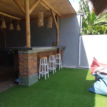 Dhm Surf Villa Kuta  외부 사진